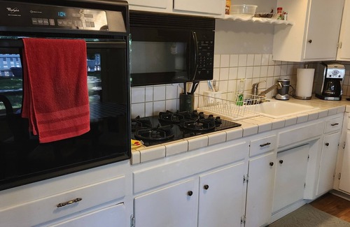 Folsom Cottage | Walk to Old Town Folsom-Duplex-Unit B