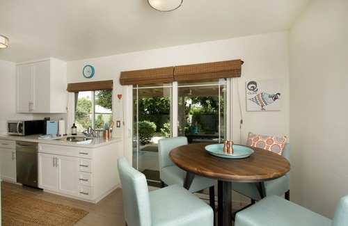 La Quinta Cove House | Walk to Old Town or Pickleball at Fritz Burns Park! #065321