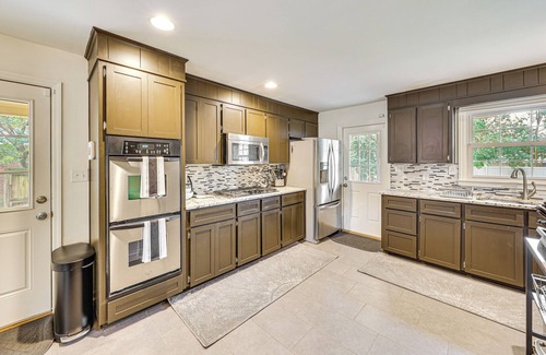 Aiken House | Walk to Powderhouse Polo Fields: Aiken Getaway