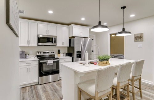Heber Springs House | Walk to River: Newly Built Home in Heber Springs!