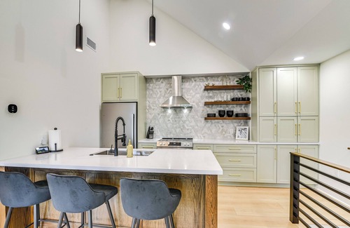 Galveston Apartment | Walk to Shops & Restaurants: Chic Galveston Studio