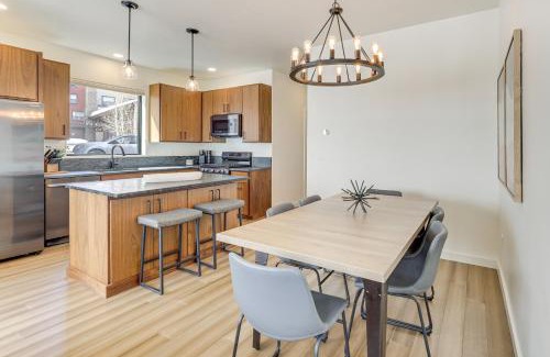 Silvercreek House | Walk to Ski Lift Granby Ranch Family Retreat!