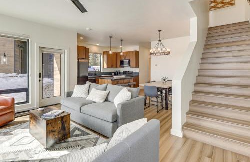 Silvercreek House | Walk to Ski Lift Granby Ranch Family Retreat!