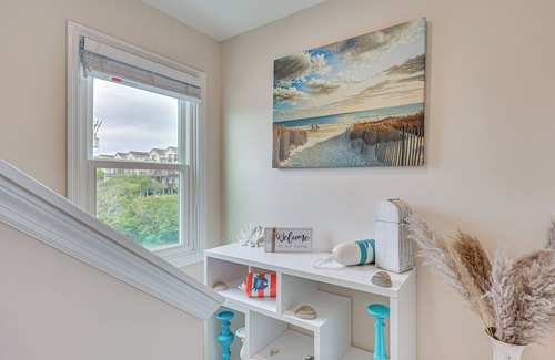 Surf City Cottage | Walk to Surf City Beach: Ocean-view Home w/Decks!