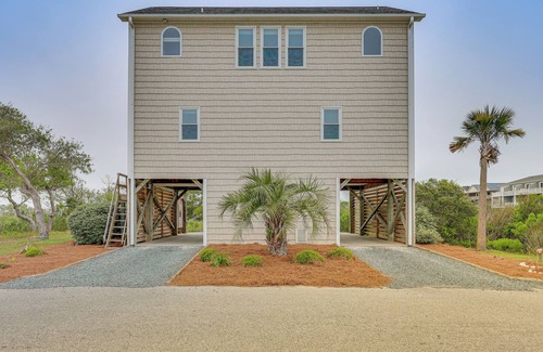 Surf City Cottage | Walk to Surf City Beach: Ocean-view Home w/Decks!