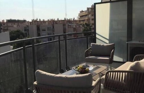 Roquebrune-Cap-Martin Villa | WALK TO THE OCEAN, stylish large 2BR with balcony
