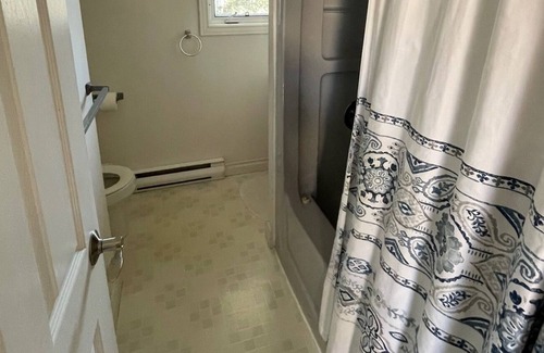 Sauble Beach House | Walk To The Beach. Perfect For Couples Or Families