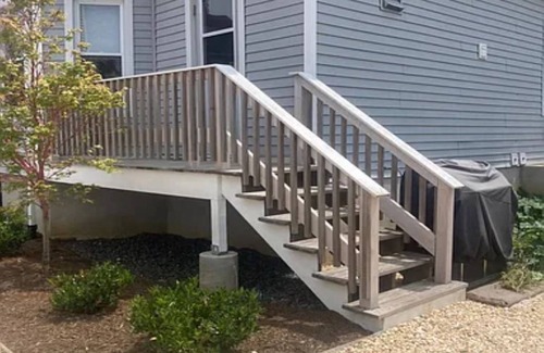 Long Branch House | Walk to the Beach & Summer festivities from 2-bedroom house w/WiFi & AC