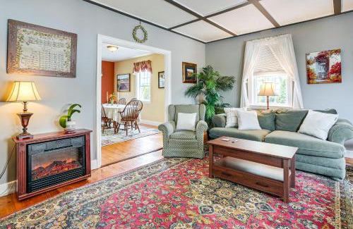 Manchester-by-the-Sea House | Walk to the T North Shore Retreat Near Salem Fun!