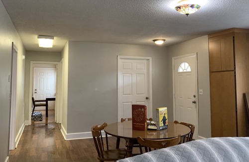 Monroe House | Walk to Vineyard, Single level home, Large yard, No pet fee