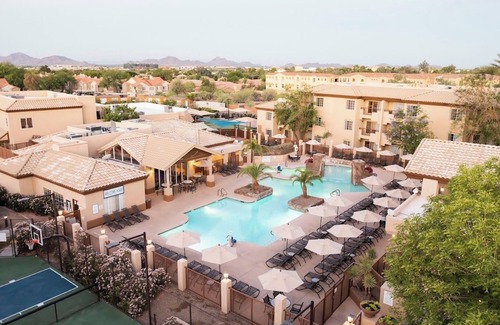 North Scottsdale Resort | Walk to WM Phoenix Open 2025 - 2 Bdrm Lockoff - Sleeps 8 - Villa Mirage Resort