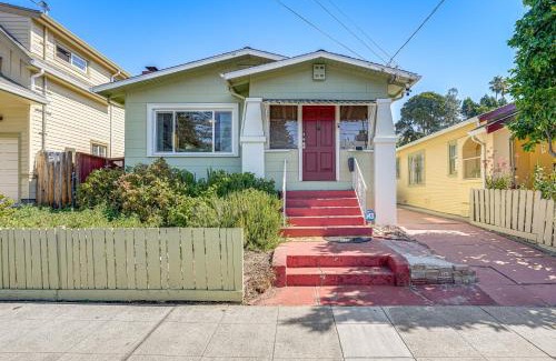 Dimond House | Walkable East Bay Home - 2 Mi to BART Station