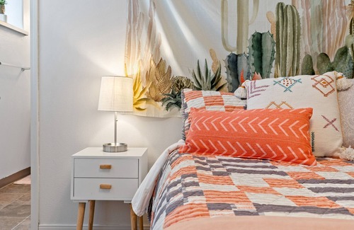 Downtown Vancouver Apartment | Walkable, Heart of Vancouver Apartment, Close to PDX