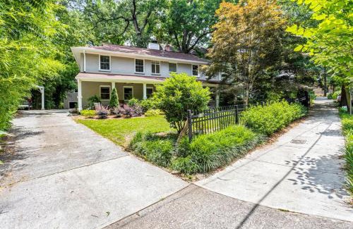 Inman Park House | Walkable Inman Park Gem by Beltline Krog and Eateries