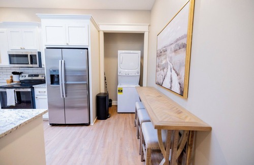Laurel Ski Chalet | Walkable thru Historic District and Downtown