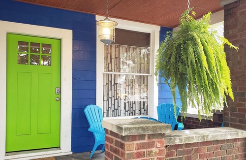 Windsor Park Apartment | Walking distance to Mass Ave.