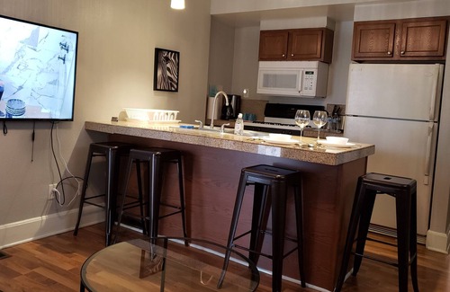 Windsor Park Apartment | Walking distance to Mass Ave.