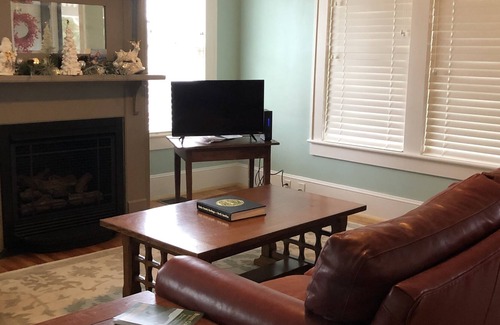 Morganton House | Walking distance to Downtown Morganton and scenic drive to mountain adventures.