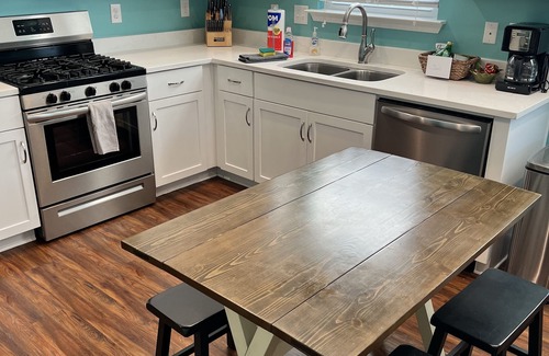 Downtown House | Walking distance to downtown, 15 min to Pensacola Beach