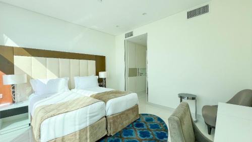 Ghantoot Apartment | Walking distance to dubai mall Burj Khalifa view and fountain view 3BR