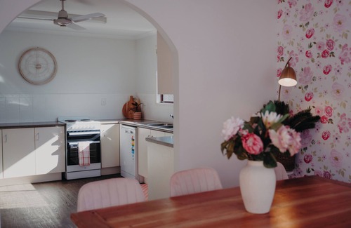 Yeppoon House | Walking distance to shops and beach, Pet friendly