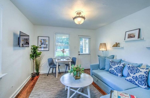 Midtown Apartment | Walking Distance to the Best of Midtown