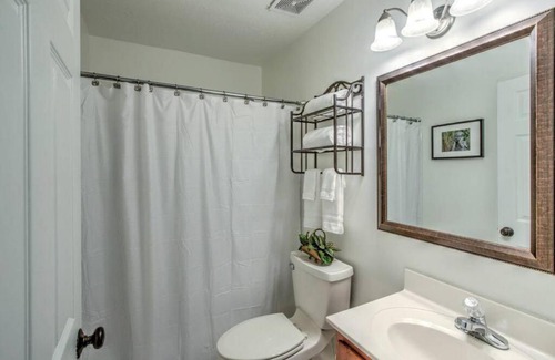 Midtown Apartment | Walking Distance to the Best of Midtown