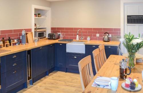 Dornoch House | Wallace House