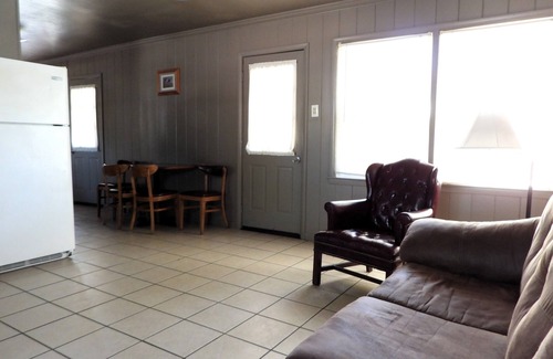 Royal Cabin | Walleye Cabinn