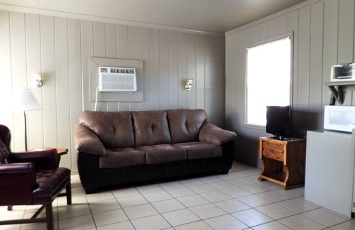 Royal Cabin | Walleye Cabinn