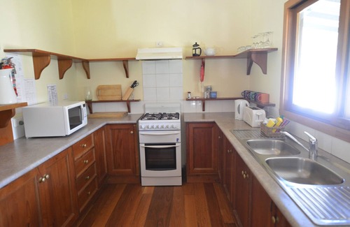 Crescent Head House | Wallum cottages - best of the bush and the beach!