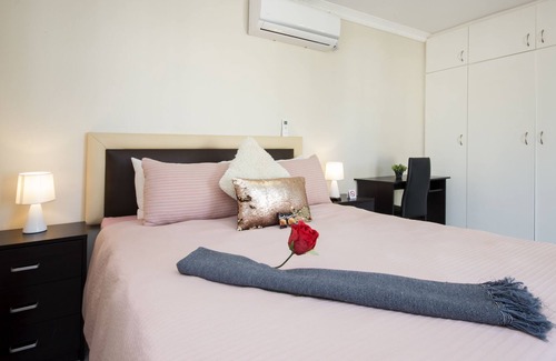 Walmer House | Walmer Villiers Self Catering