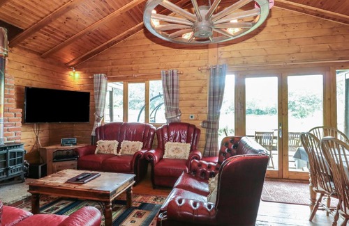 Swanage House | Walnut