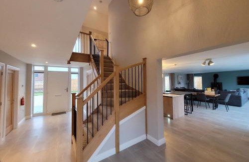 Dunholme House | Walnut House, Ashlin Farm Barns