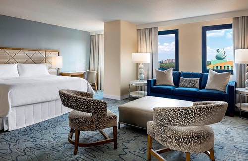 Bay Lake Hotel | Walt Disney World Dolphin