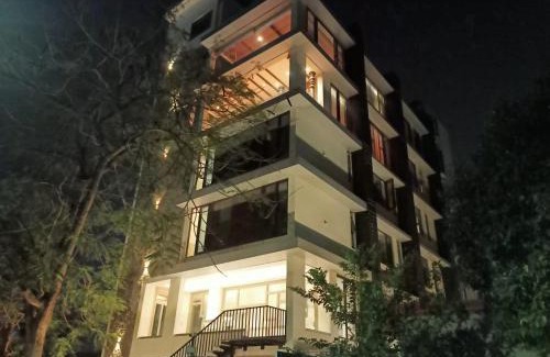 Visakhapatnam Hotel | Waltair Abode
