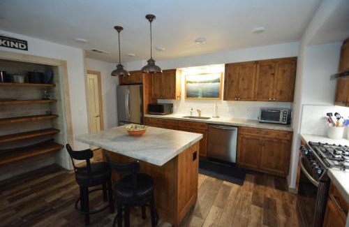 Bass Lake House | Walter- Lake Areareduced Nightly Rate