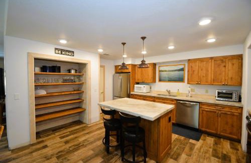 Bass Lake House | Walter- Lake Areareduced Nightly Rate