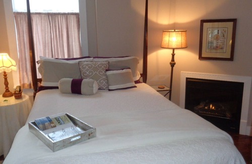 Bloomington Bed & Breakfast | Wampler House