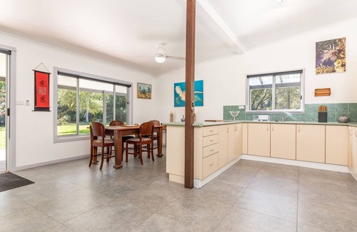 Bungwahl House | Wamwarra House- Reconnect and Relax in the quiet surrounds of Wamwarra House