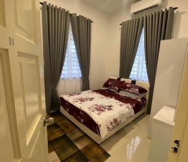 Kampung Pantai Halban House | Wan D'Zahra Homestay