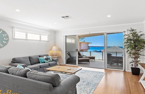 Salamander Bay House | Wanda Waterfront Retreat Salamander Bay