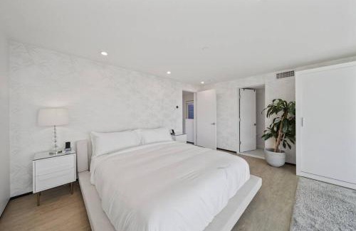 Malibu House | Wander Malibu Canyon