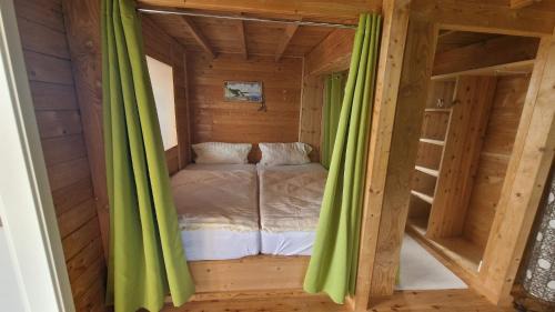 Bergen auf Ruegen Apartment | Wanderhütte