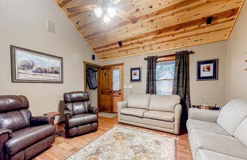 Ellijay House | Wandering Bear's Den