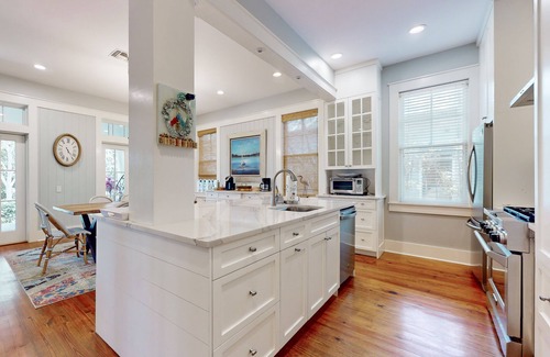 Forest District House | Wanderlust in Watercolor with private pool & hot tub - walk to beach