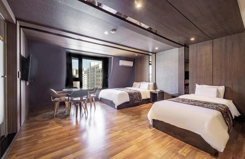 Wando Hotel | Wando XYM