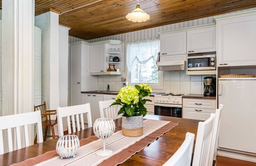 Kuortti House | Wanha Karminranta by Interhome