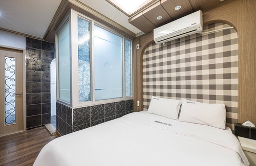 Samnye Hotel | Wanju Ace