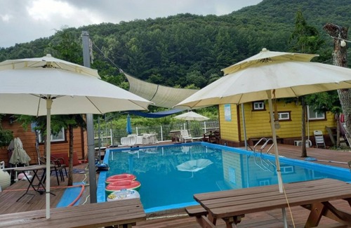 Konggi House | Wanju Cypress Forest Story Pension